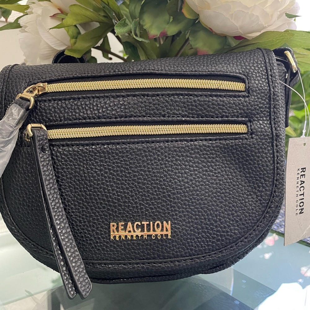 BNWT Kenneth Cole Reaction Black Mini Saddle Crossbody